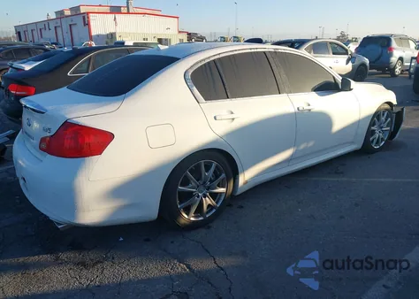 2013 Infiniti G37 Journey z USA, uszkodzony, nr VIN JN1CV6AP0DM711938